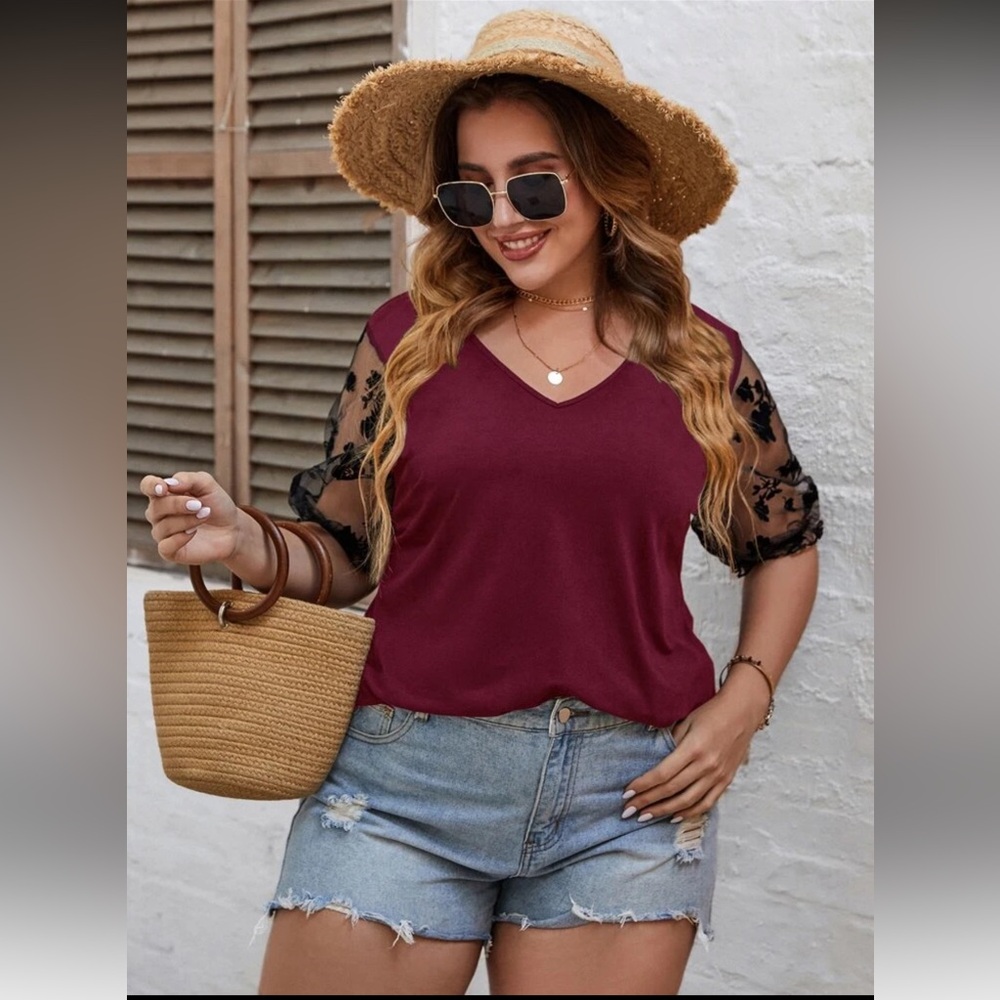 SHEIN Red and Cream Blouse with 3/4 Sleeves and Relaxed Fit